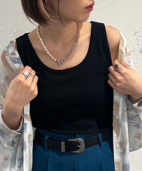 apres jour mignon（アプレジュールミニョン）の「カップ付きタンク【ZOZOTOWN限定アイテム】（タンクトップ・レディース・イエロー/グリーン/ブラック/オフホワイト・X-LARGE/フリー）」の3枚目の写真