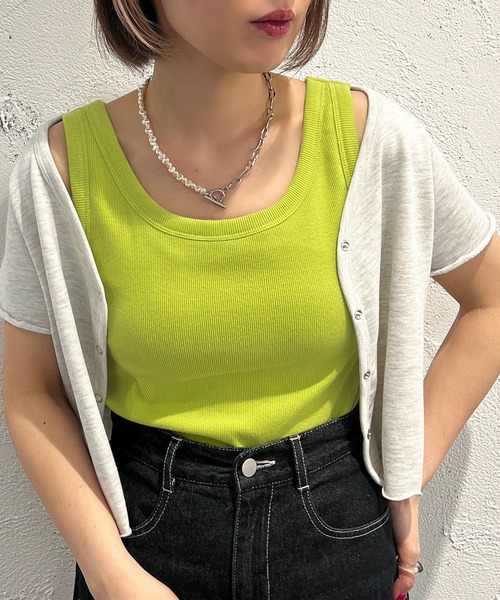 apres jour mignon（アプレジュールミニョン）の「カップ付きタンク【ZOZOTOWN限定アイテム】（タンクトップ・レディース・イエロー/グリーン/ブラック/オフホワイト・X-LARGE/フリー）」の13枚目の写真