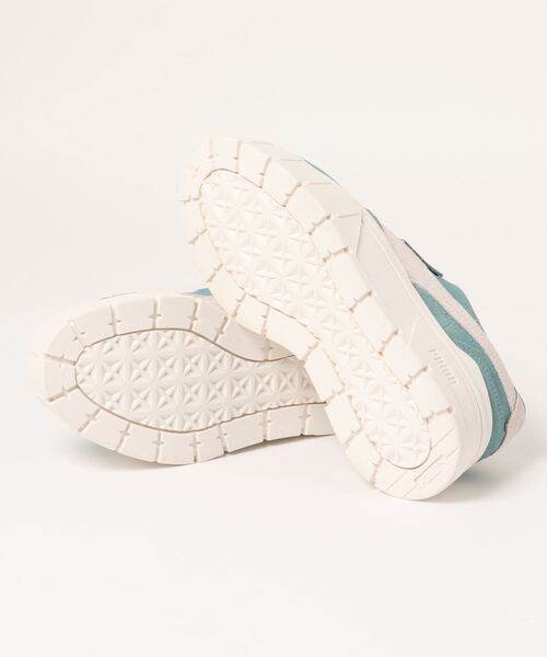 PUMA（プーマ）の「PUMA プーマ ウィメンズ メイズ スタック スニーカー（スニーカー・レディース・ブルー/ブラック・24.0cm/25.5cm/23.0cm/25.0cm/22.5cm/24.5cm/23.5cm/22.0cm/26.0cm）」の4枚目の写真