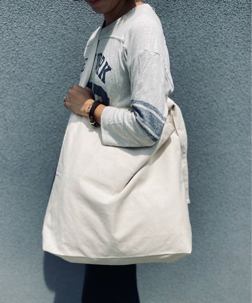 TRUSS(トラス)の「TRUSS / クラフトリングショルダー / CRS-031(ショルダーバッグ・レディース・ナチュラル/ホワイト/ブラック/オリーブ・ONESIZE)」の11枚目の写真