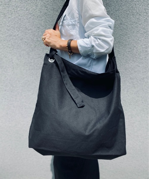 TRUSS(トラス)の「TRUSS / クラフトリングショルダー / CRS-031(ショルダーバッグ・レディース・ナチュラル/ホワイト/ブラック/オリーブ・ONESIZE)」の13枚目の写真