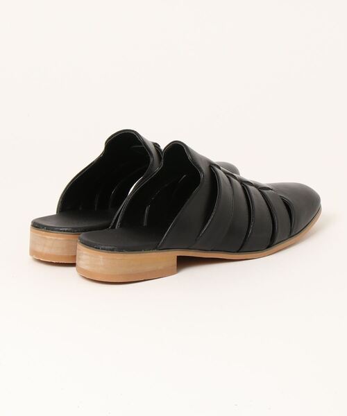 SVEC(シュベック)の「グルカ ミュール サンダル(サンダル・メンズ・ブラック・42/44/45/41/39/40/43)」の2枚目の写真