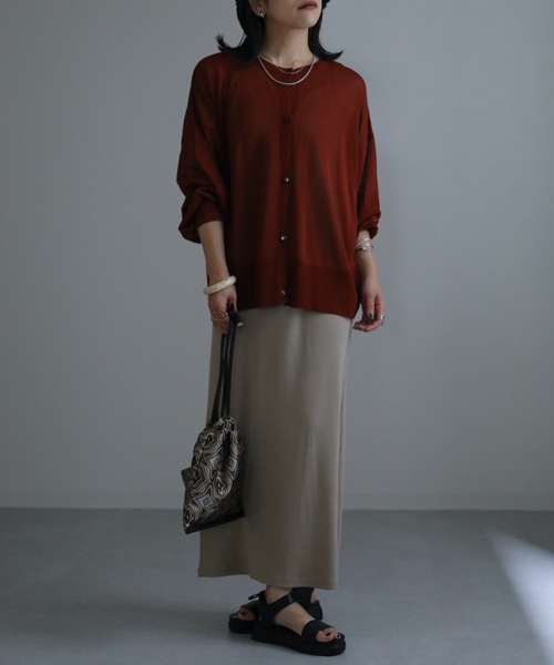 ap retro(アプレトロ)の「シアーカーディガン 前後2WAY(カーディガン/ボレロ・レディース・ブラック/ブラウン/オフホワイト/テラコッタ・FREE)」の21枚目の写真