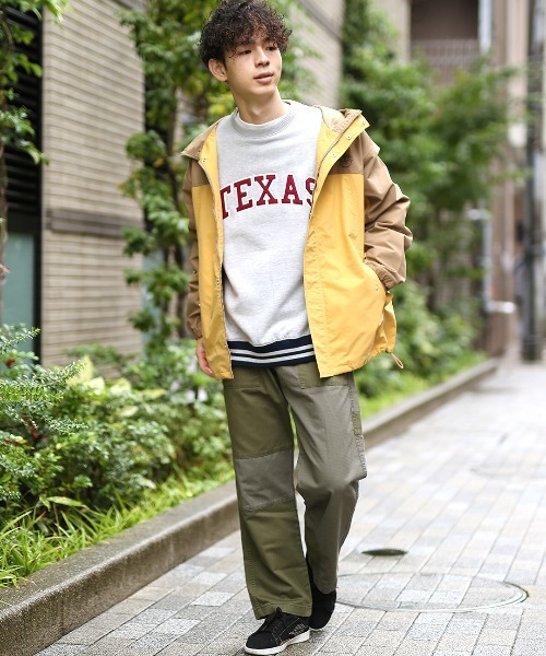 チチカカ(チチカカ)の「【ユニセックス】 撥水マウンテンパーカー(マウンテンパーカー・メンズ・ブラック/ベージュ・MEDIUM/LARGE)」の6枚目の写真