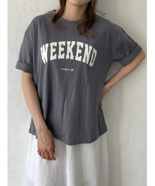 DAIS-Y（デイジー）の「プチプラカレッジロゴTシャツ（Tシャツ/カットソー・レディース・ホワイト/チャコール・FREE）」の4枚目の写真