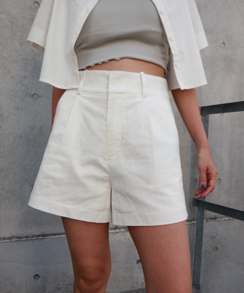 FIG&VIPER（フィグアンドバイパー）の「コットンルーズフィットショートPT（その他パンツ・レディース・ライトイエロー/ホワイト・SMALL/MEDIUM）」の19枚目の写真