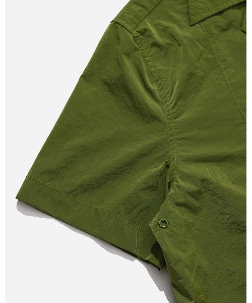 Saturdays NYC（サタデーズ ニューヨークシティ ）の「Dani Nylon Camp Collar Shirt（シャツ/ブラウス・レディース・ブラック/ネイビー/ミント・X-SMALL/S/M/L/XL）」の14枚目の写真