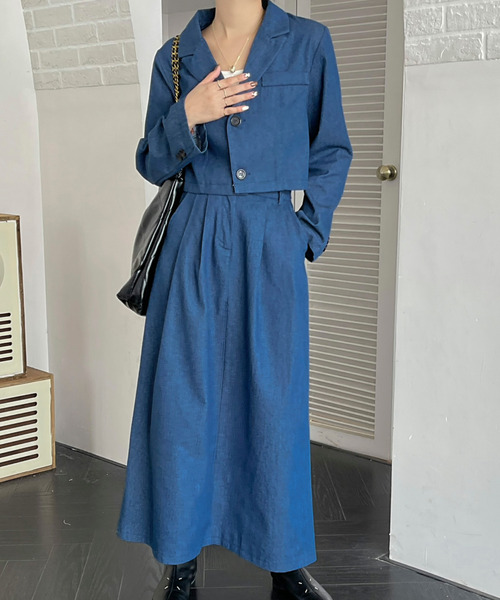 emi+（エミプラス）の「ショート開襟デニムジャケット＋ロングスカート セットアップ（テーラードジャケット・レディース・ブラック/インディゴブルー・M/L）」の6枚目の写真