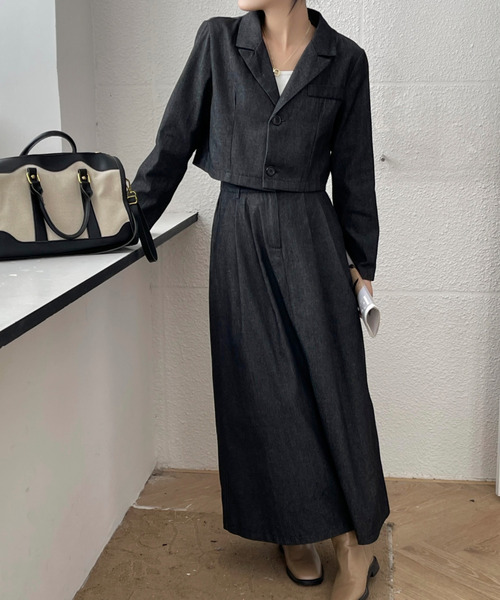 emi+（エミプラス）の「ショート開襟デニムジャケット＋ロングスカート セットアップ（テーラードジャケット・レディース・ブラック/インディゴブルー・M/L）」の9枚目の写真