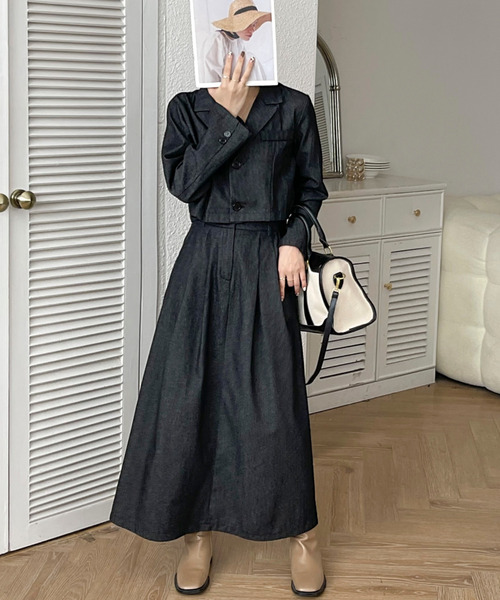 emi+（エミプラス）の「ショート開襟デニムジャケット＋ロングスカート セットアップ（テーラードジャケット・レディース・ブラック/インディゴブルー・M/L）」の10枚目の写真