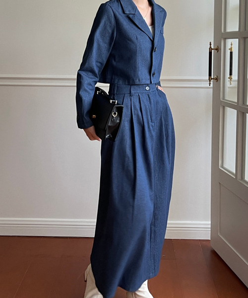 emi+（エミプラス）の「ショート開襟デニムジャケット＋ロングスカート セットアップ（テーラードジャケット・レディース・ブラック/インディゴブルー・M/L）」の16枚目の写真