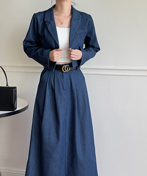 emi+（エミプラス）の「ショート開襟デニムジャケット＋ロングスカート セットアップ（テーラードジャケット・レディース・ブラック/インディゴブルー・M/L）」の20枚目の写真