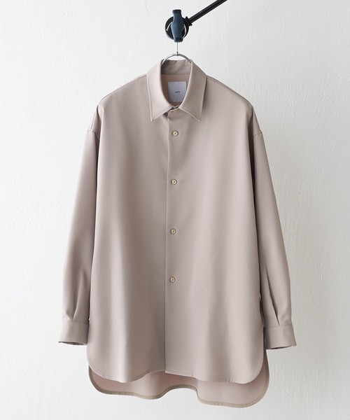 Lui's（ルイス）の「ロイヤルスリットBigシャツ（シャツ/ブラウス・メンズ・ブラック/ボルドー/チャコールグレー/ベージュ・FREE）」の3枚目の写真