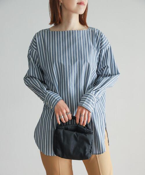 URBAN RESEARCH DOORS(アーバンリサーチドアーズ)の「ボートネックストライプブラウス(シャツ/ブラウス・レディース・ネイビー/ブラウン・MEDIUM)」の21枚目の写真