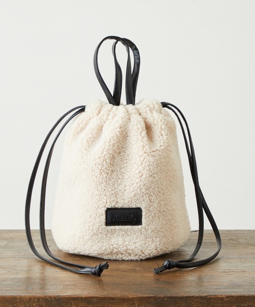 Actually(アクチュアリー)の「ボア2WAY 巾着バッグ(ショルダーバッグ・レディース・グレー/グリーン/アイボリー・フリー)」の13枚目の写真