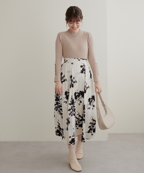 natural couture（ナチュラルクチュール）の「ウエストタックデザインアソートスカート（スカート・レディース・ブラック/ベージュ/レッド/オフホワイト・FREE）」の14枚目の写真