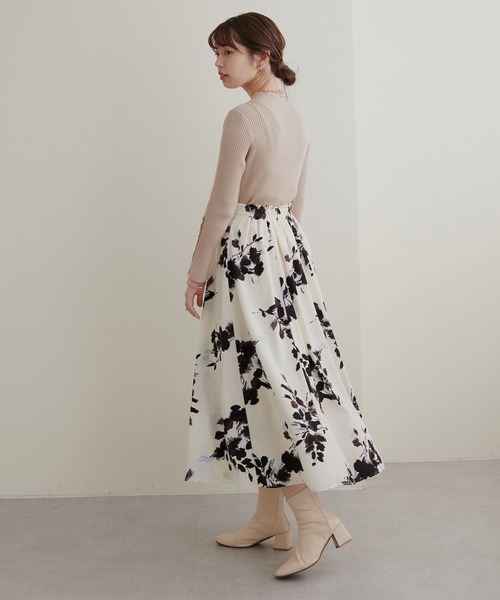 natural couture（ナチュラルクチュール）の「ウエストタックデザインアソートスカート（スカート・レディース・ブラック/ベージュ/レッド/オフホワイト・FREE）」の15枚目の写真