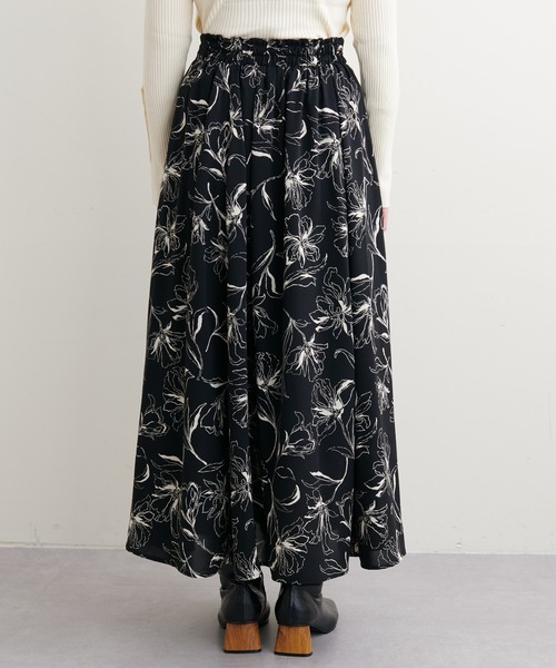 natural couture（ナチュラルクチュール）の「ウエストタックデザインアソートスカート（スカート・レディース・ブラック/ベージュ/レッド/オフホワイト・FREE）」の7枚目の写真