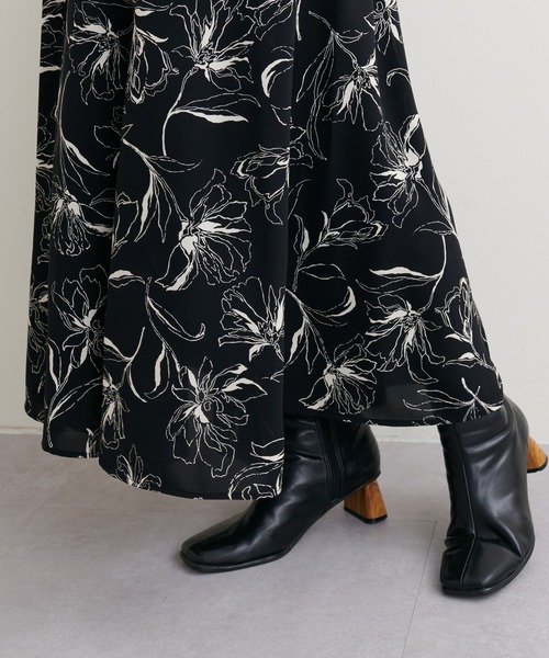 natural couture（ナチュラルクチュール）の「ウエストタックデザインアソートスカート（スカート・レディース・ブラック/ベージュ/レッド/オフホワイト・FREE）」の10枚目の写真