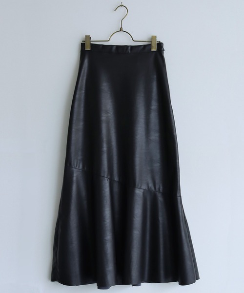 cheriella（シェリエラ）の「【cheriella】WEB限定フェイクレザーマーメイドスカート（スカート・レディース・ブラック/アイボリー・M）」の14枚目の写真