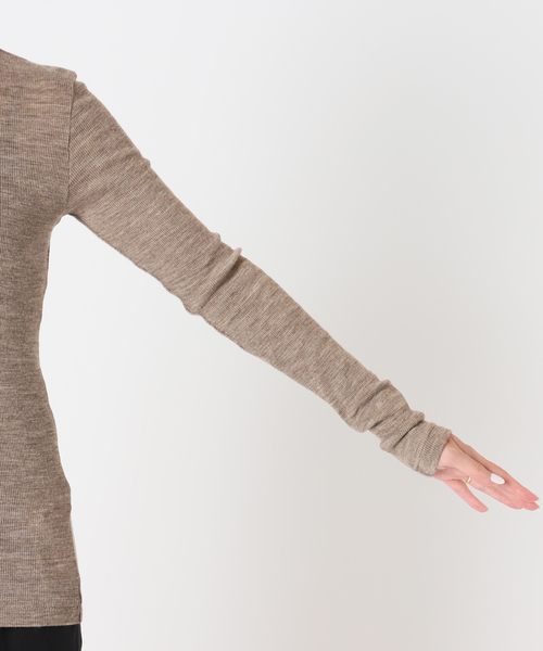 AP STUDIO（エーピーストゥディオ）の「SCENTOF ルーズタートルネックプルオーバー（ニット/セーター・レディース・チャコールグレー/ブラック/ベージュ・FREE）」の19枚目の写真