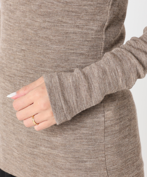 AP STUDIO（エーピーストゥディオ）の「SCENTOF ルーズタートルネックプルオーバー（ニット/セーター・レディース・チャコールグレー/ブラック/ベージュ・FREE）」の20枚目の写真