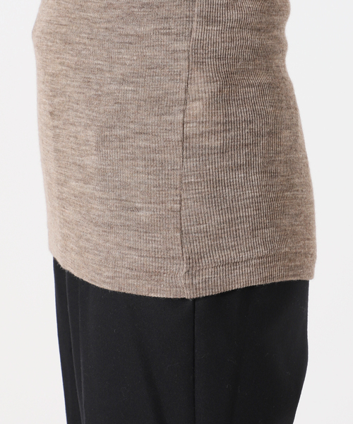 AP STUDIO（エーピーストゥディオ）の「SCENTOF ルーズタートルネックプルオーバー（ニット/セーター・レディース・チャコールグレー/ブラック/ベージュ・FREE）」の21枚目の写真