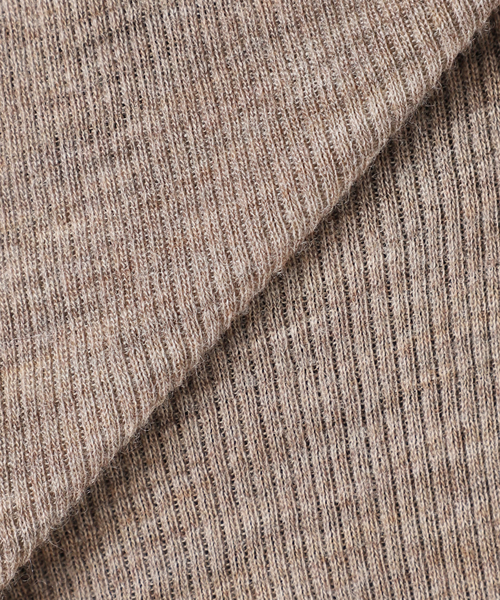 AP STUDIO（エーピーストゥディオ）の「SCENTOF ルーズタートルネックプルオーバー（ニット/セーター・レディース・チャコールグレー/ブラック/ベージュ・FREE）」の22枚目の写真