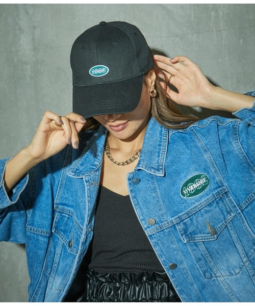 ANAP（アナップ）の「OVERSIONワッペン刺繍キャップ（キャップ・レディース・ブラック/アイボリー・FREE）」の2枚目の写真