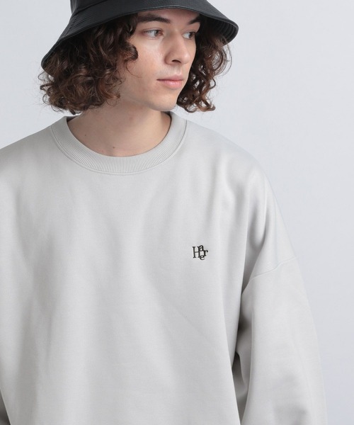 HARE(ハレ)の「HAREモノグラムロゴスウェット(HARE)(スウェット・メンズ・ライトグレー/ブルー/ブラック/グリーン・MEDIUM/SMALL)」の3枚目の写真