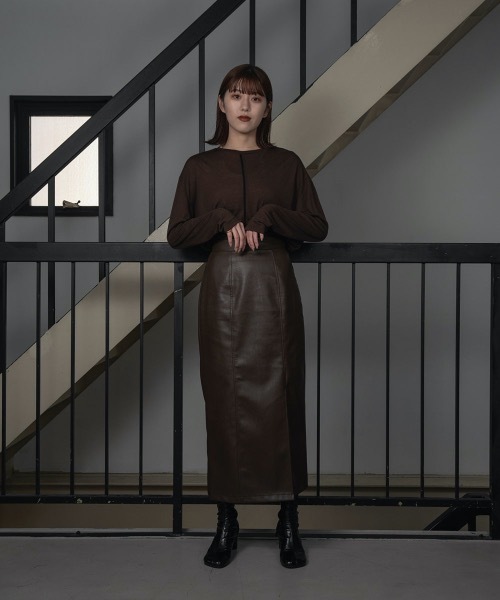 I_am（アイアム）の「front slit leather skirt（スカート・レディース・オリーブ/アイボリー/ブラウン・FREE）」の13枚目の写真