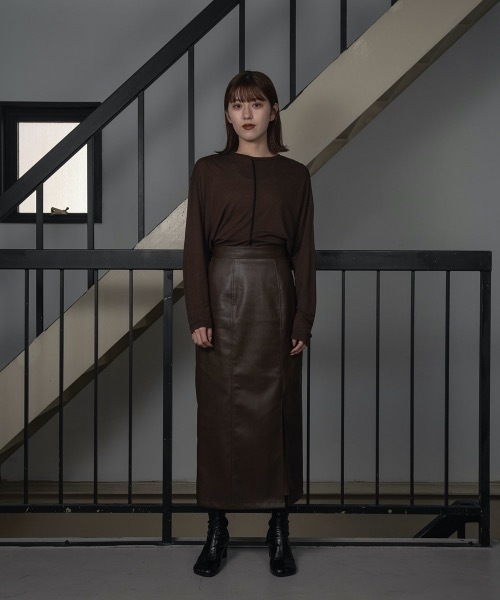 I_am（アイアム）の「front slit leather skirt（スカート・レディース・オリーブ/アイボリー/ブラウン・FREE）」の12枚目の写真