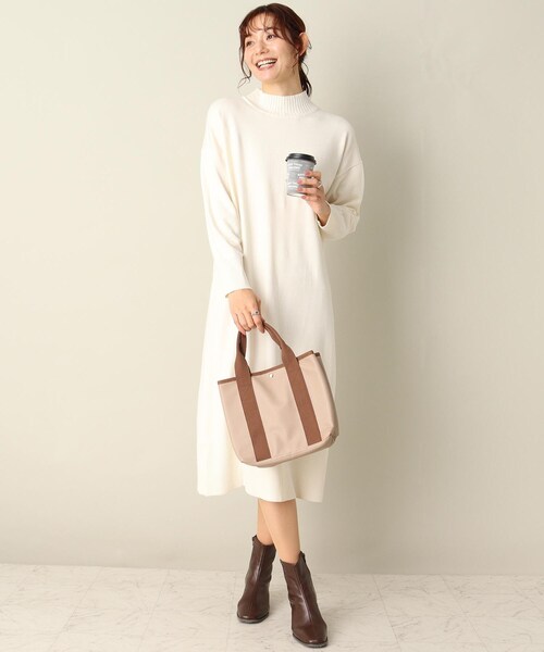 ITS'DEMO（イッツデモ）の「【多機能/洗濯機OK/毛玉バイバイ/Iラインで体系を拾わない/ヘビロテ】アンチピリングハイネックワンピース（ワンピース・レディース・オフホワイト/ブルー/ブラック/ライトパープル/ピンク系・00）」の22枚目の写真