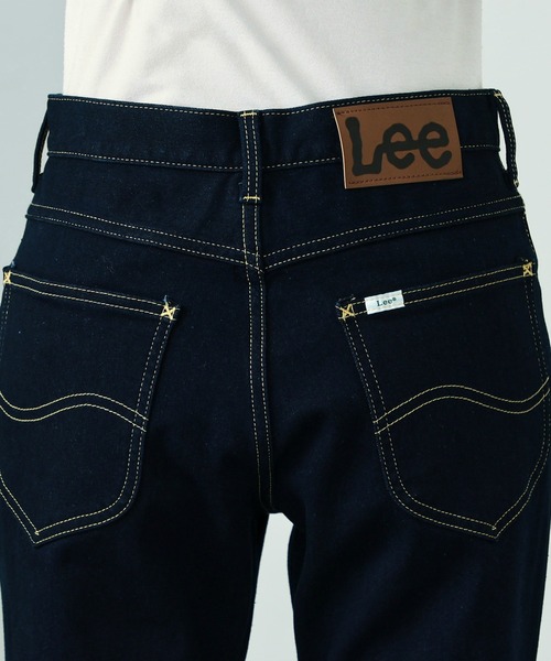 Lee(リー)の「【WEB別注】裏起毛で暖かい!ストレッチ あったかフレアパンツ【暖】(デニムパンツ・レディース・インディゴブルー/ダークインディゴブルー/ブラック系その他/ブラック系その他2・X-SMALL/SMALL/MEDIUM/LARGE)」の11枚目の写真
