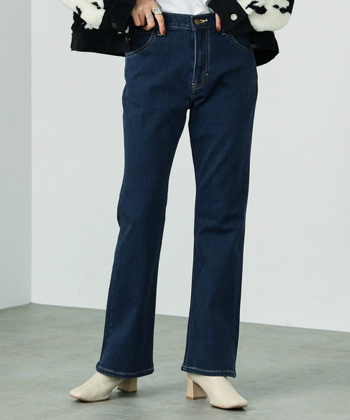 Lee(リー)の「【WEB別注】裏起毛で暖かい!ストレッチ あったかフレアパンツ【暖】(デニムパンツ・レディース・インディゴブルー/ダークインディゴブルー/ブラック系その他/ブラック系その他2・X-SMALL/SMALL/MEDIUM/LARGE)」の10枚目の写真