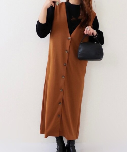 Fizz（フィズ）の「【maiko_wear × Fizz コラボ】　前後2Way　ポンチ素材ジャンパースカート（サロペット/オーバーオール・レディース・ブラウン/カーキ/ブラック・M）」の14枚目の写真