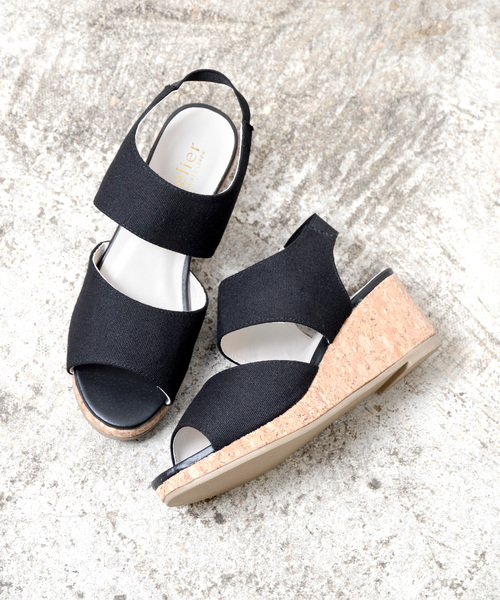 amelier MAJESTIC LEGON(アメリエルマジェスティックレゴン)の「ウェッジベルトサンダル(サンダル・レディース・オフホワイト/ネイビー/レッド/ブラック・SMALL/MEDIUM/LARGE)」の3枚目の写真