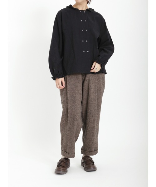 Samansa Mos2（サマンサ モスモス）の「ダブルボタンレース襟ブラウス（シャツ/ブラウス・レディース・ブラック/オフホワイト/チャコール・ﾌﾘ-）」の17枚目の写真