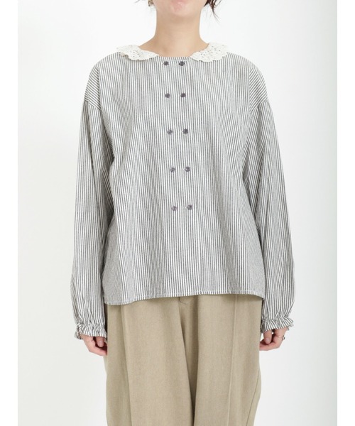 Samansa Mos2（サマンサ モスモス）の「ダブルボタンレース襟ブラウス（シャツ/ブラウス・レディース・ブラック/オフホワイト/チャコール・ﾌﾘ-）」の13枚目の写真