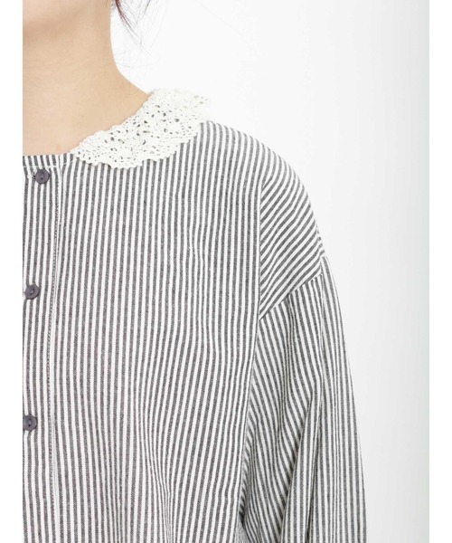 Samansa Mos2（サマンサ モスモス）の「ダブルボタンレース襟ブラウス（シャツ/ブラウス・レディース・ブラック/オフホワイト/チャコール・ﾌﾘ-）」の20枚目の写真