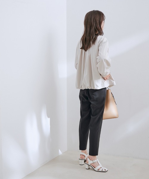 VIS（ビス）の「【UVケア・洗える】ウエストドロストブルゾン（ブルゾン・レディース・ベージュ/ホワイト系その他5/ブルー系その他4・FREE）」の7枚目の写真