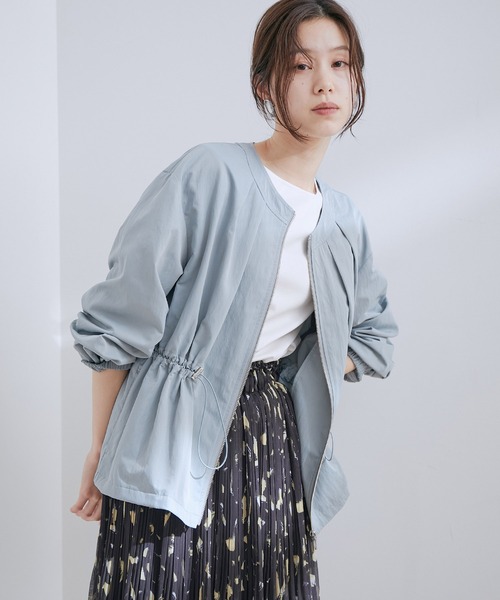 VIS（ビス）の「【UVケア・洗える】ウエストドロストブルゾン（ブルゾン・レディース・ベージュ/ホワイト系その他5/ブルー系その他4・FREE）」の8枚目の写真