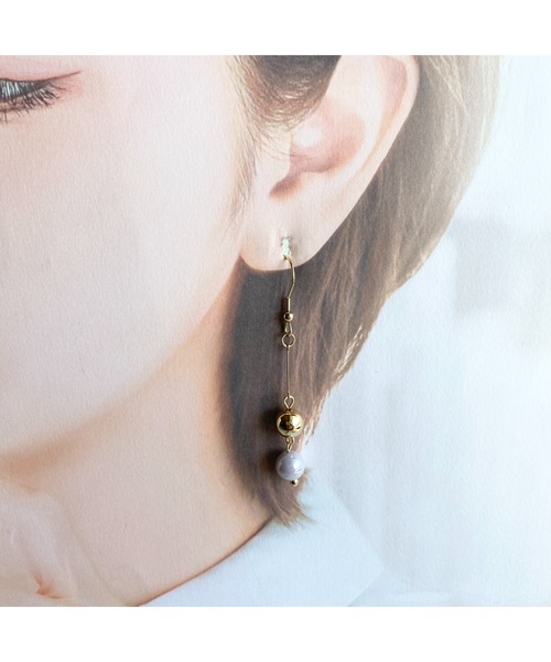 tone(トーン)の「【-lensa-】パールビーズで大人なピアス(MA)(ピアス(両耳用)・レディース・ゴールド・FREE)」の5枚目の写真