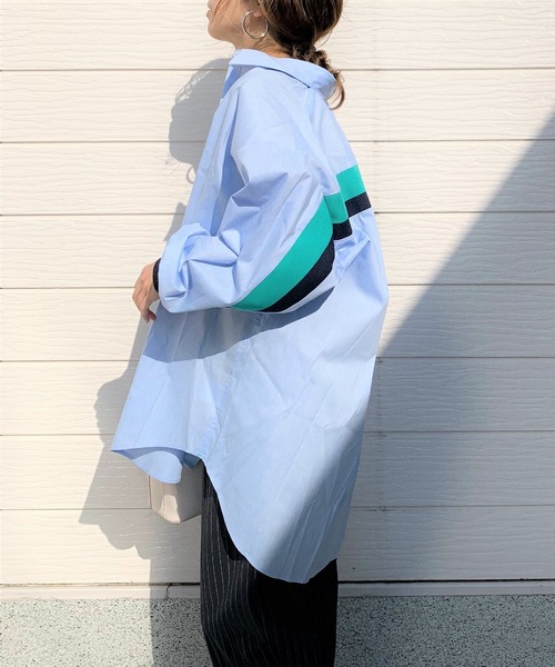 Q（キュー）の「コットンストレッチリブドッキングシャツ（シャツ/ブラウス・レディース・アイボリー/ライトブルー・MEDIUM）」の9枚目の写真