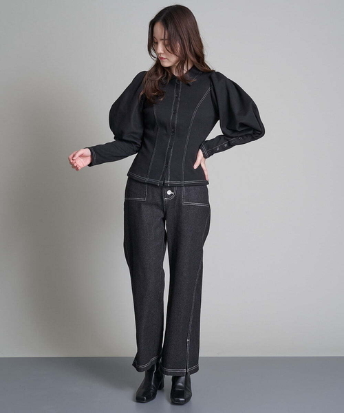 A de a.v.v（アードアー・ヴェ・ヴェ）の「ボリュームパフスリーブジャージ（Tシャツ/カットソー・レディース・ブラック/グリーン・38/36）」の6枚目の写真