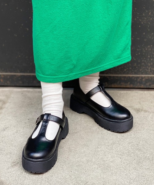 attagirl（アタガール）の「厚底Tストラップシューズ（ローファー・レディース・ブラック/アイボリー/ブラック系その他・S/M/L/LL）」の2枚目の写真