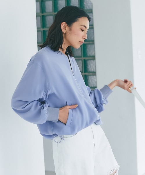 RIVE DROITE（リヴドロワ）の「程よいシアー感でロングシーズン活躍/ジョーゼットMA-1（MA-1・レディース・チャコールグレー/ブルー/ライトグレー・FREE）」の6枚目の写真