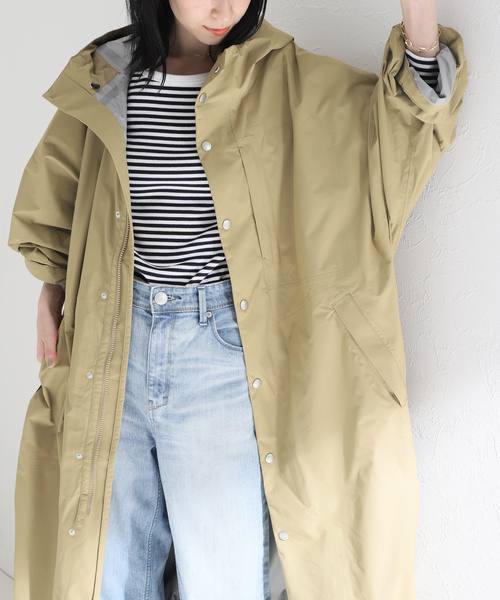 ウールリッチ　ダウンポンチョ ウールリッチダウンポンチョ