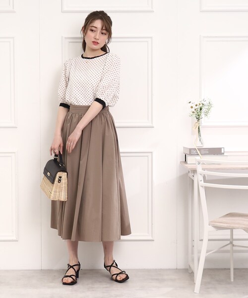 couture brooch(クチュールブローチ)の「◆【再入荷!】サッカードットパフスリーブブラウス(シャツ/ブラウス・レディース・ネイビー/ブラック系/アイボリー系・40/38/42)」の20枚目の写真