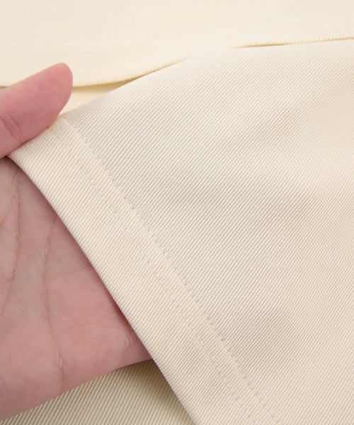 フロントクロスデザイントップス／ラッシュガード